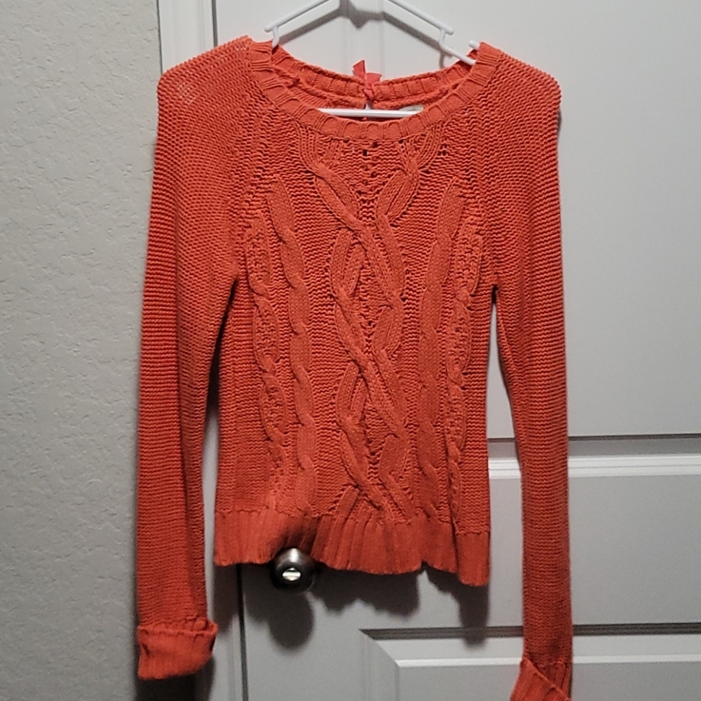 Girl's sweater